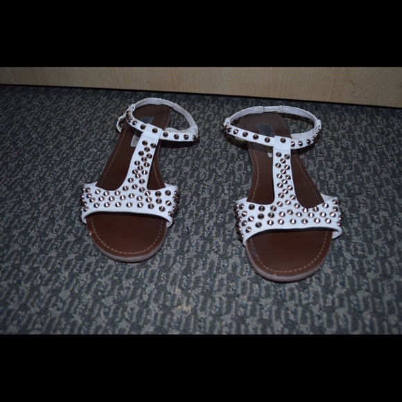 ✨Host Pick 4.11.15💫✨Steve Madden Sandals! - Picture 2 of 2