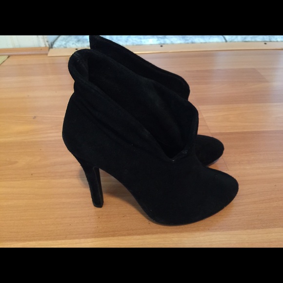 ▪️Black booties