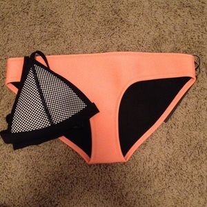 NEW Ollie Triangl bikini