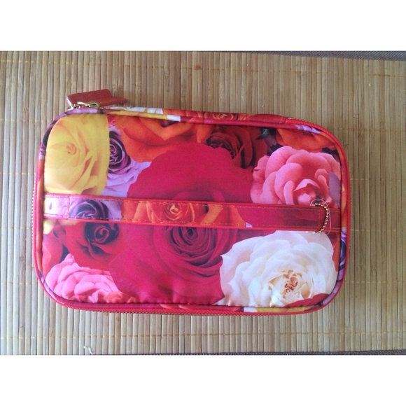 ••SOLD•• Sonia Kashuk || Floral Makeup Bag