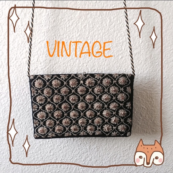 Clutches & Wallets - 🎉HP🎉 Vintage Evening Bag