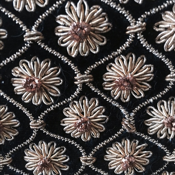 🎉HP🎉 Vintage Evening Bag - Picture 2 of 3