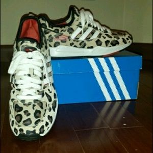 Adidas Tech Super 2.0W