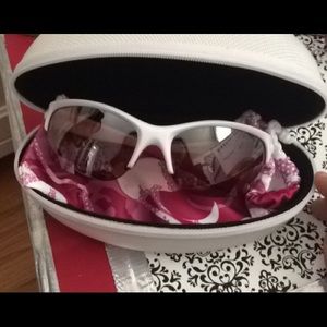 Brand new Oakley Pink sunglasses