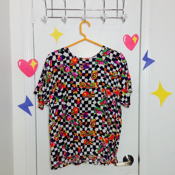VINTAGE gRaPhiC ShiRt 😋