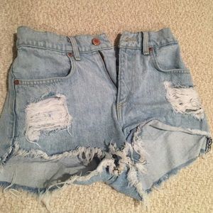 Brandy Melville high waisted shorts