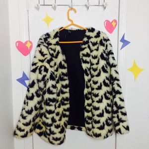 Forever21 Faux Fur Coat 🔥