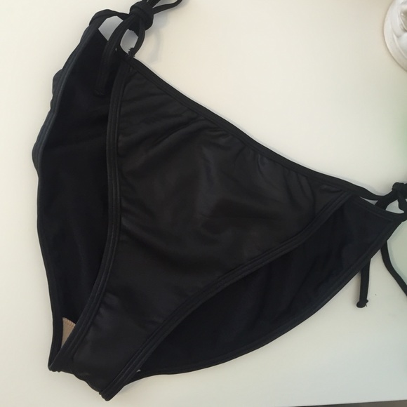 AA matte black bikini bottoms
