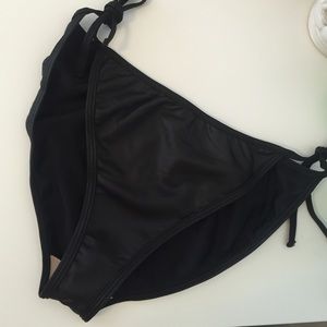AA matte black bikini bottoms