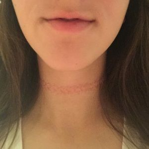 Light pink brandy Melville choker necklace