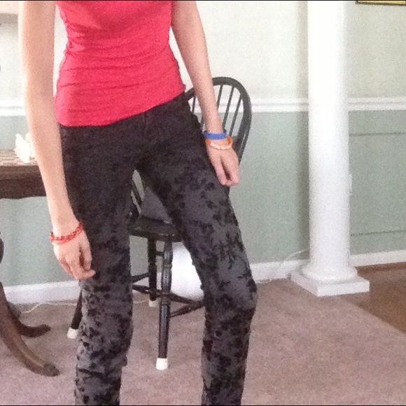 Stonewash Black Velvet Flower Textured Skinnies