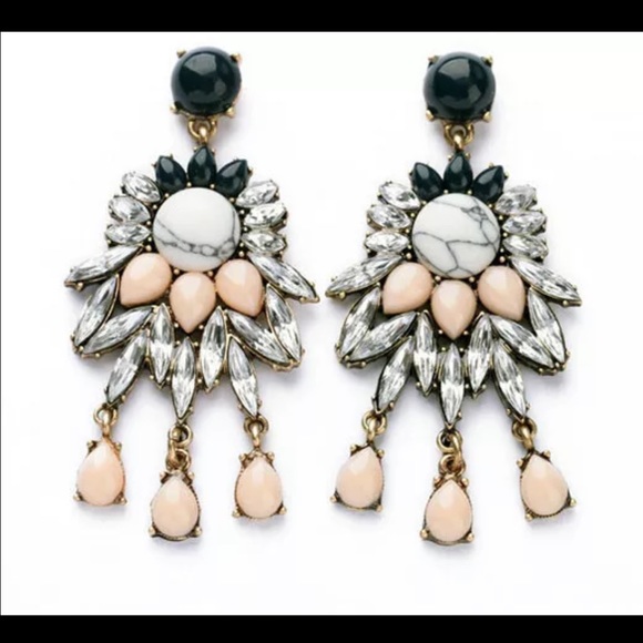 ❤️Statement Fashion Earrings❤️ - Picture 2 of 2