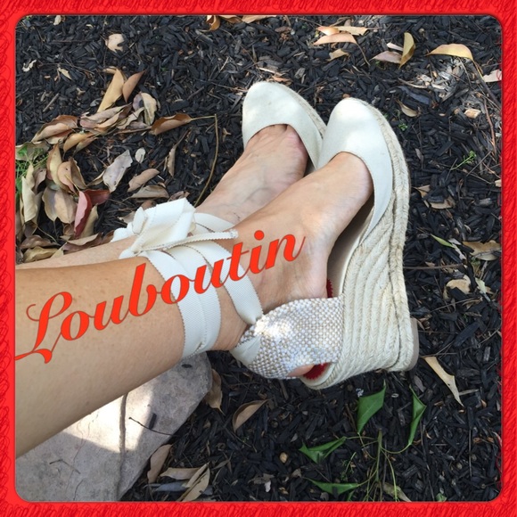 👄Getting cleaned👄 - Picture 2 of 4