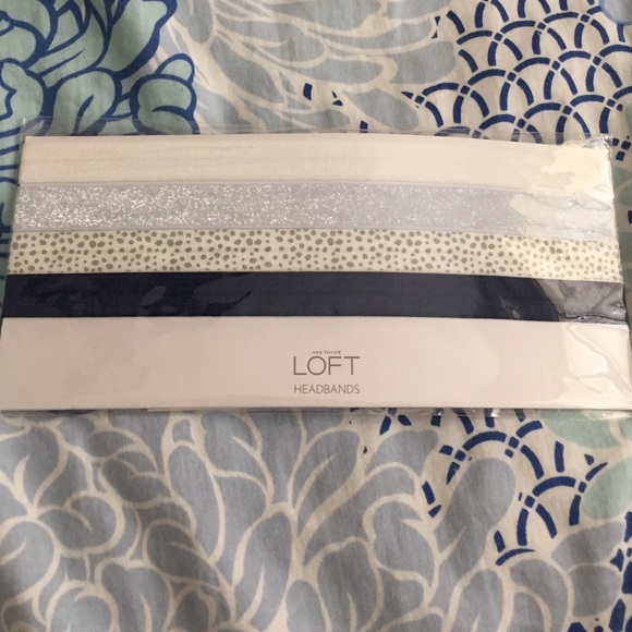 Ann Taylor Loft Kitsch Headbands 💚❤️
