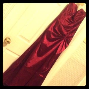 2 Bridesmaid burgundy gown