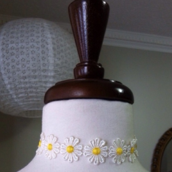 Daisy flower 90s choker