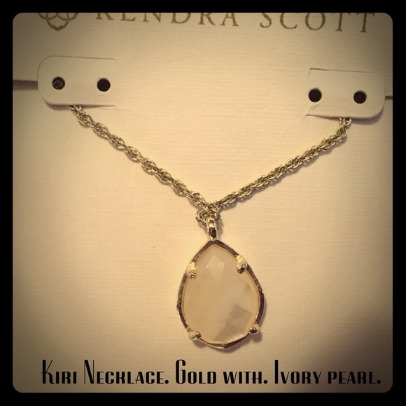 Kendra Scott Kiri Necklace