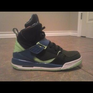 Jordan flight girls (GS) shoes 😍😍