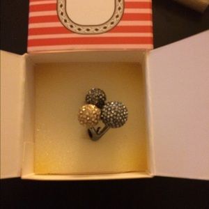 Tri-color bubble ring