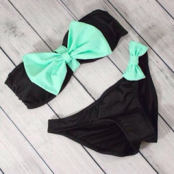Gorgeous Black & Mint Bow Bikini - Picture 2 of 3
