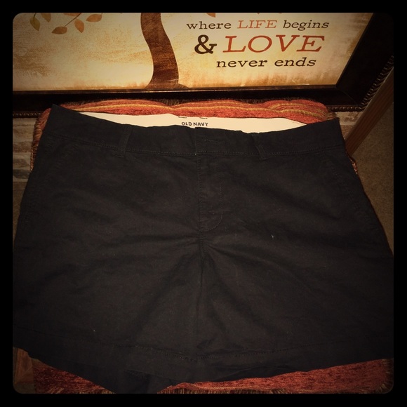 Old Navy Black Shorts - Size 12