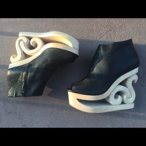 Jeffrey Campbell Skate