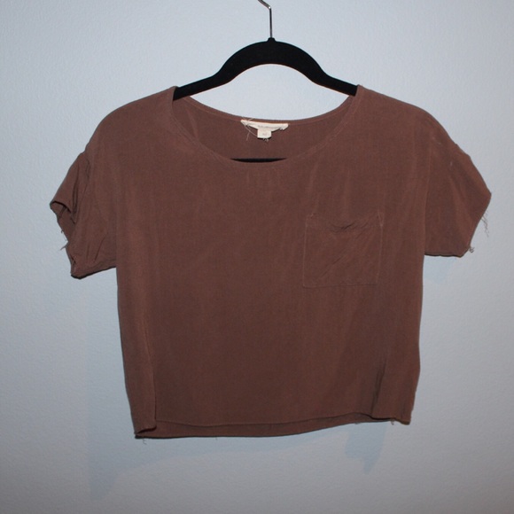 urban outfitters brown crop top