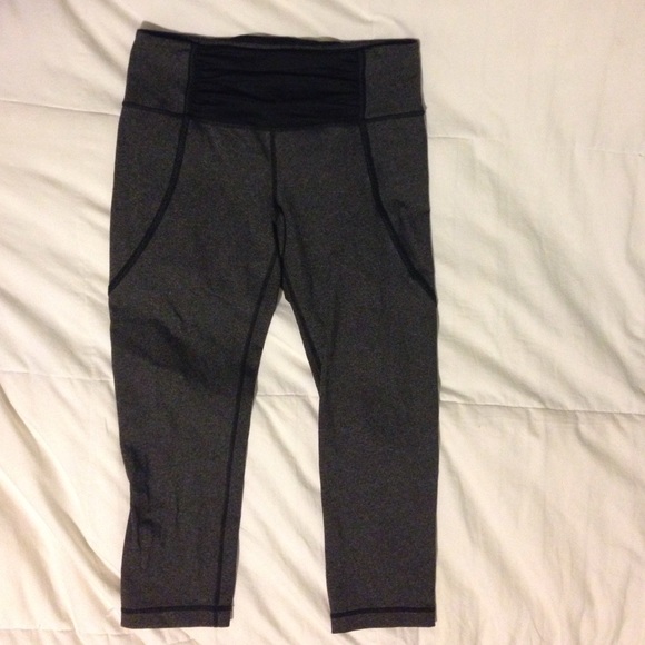 Lululemon limited edition Ballet/Dance crops
