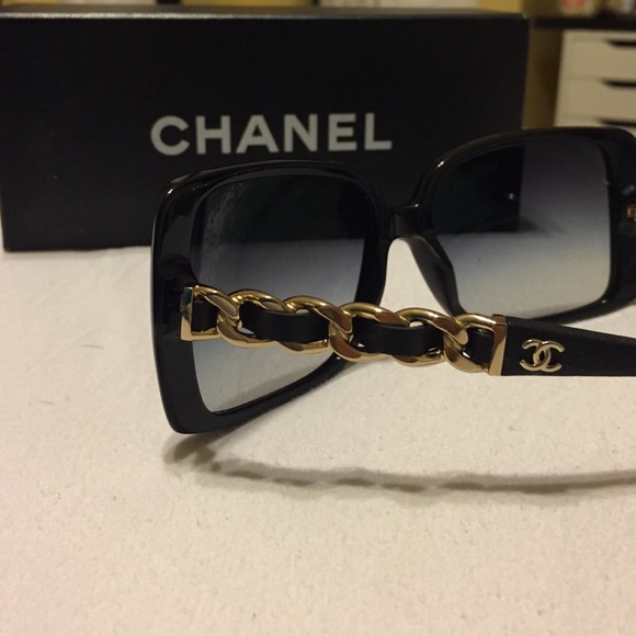Chanel sunglasses 👓