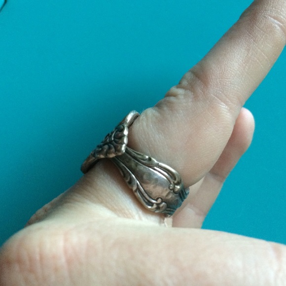 🎉Vintage, one of a kind spoon ring - Picture 2 of 4