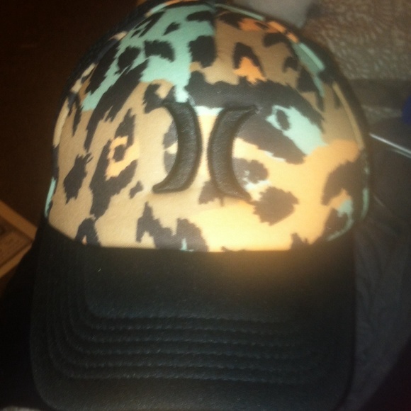 Hurley hat