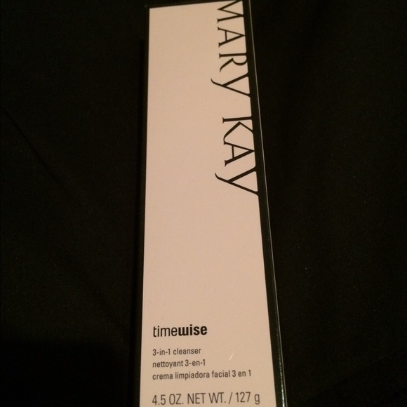 Mary Kay 3 in 1 Cleanser Timewise