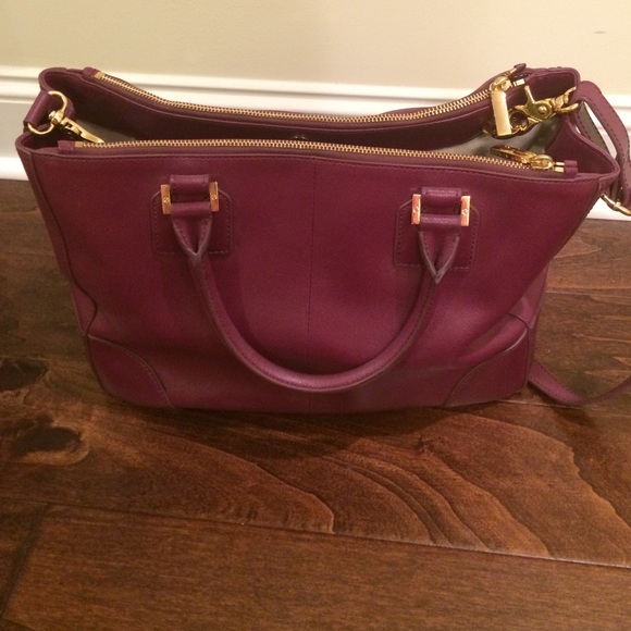 Tory Burch Bags - Tory Burch Double Zip Robinson Tory Burch Bags - Tory Burch Double Zip Robinson