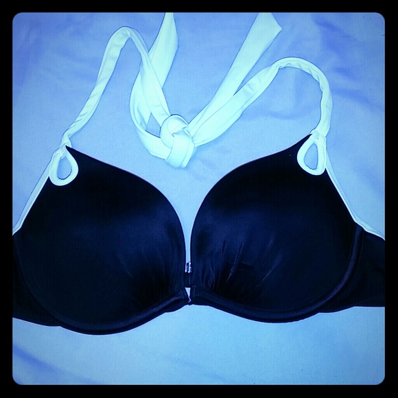 Victoria's Secret Other - Black and white top