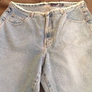 Venezia Jeans Co. Fringed Waist and inseam Jeans