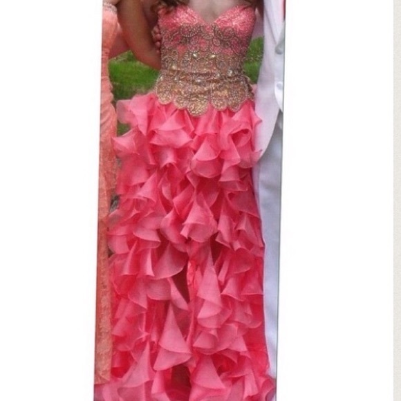 Gorgeous Sherri hill