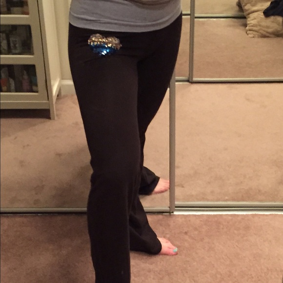 🚫SOLD IN BUNDLE 🚫  VS yoga legging with Bling 💎