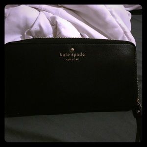 Kate Spade Wallet ✨