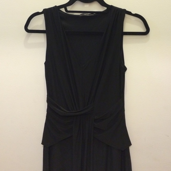 95% NEW!! Soprano black V-neck Hem dress / S size - Picture 4 of 4
