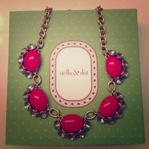 **BUNDLE** STELLA & DOT NECKLACES