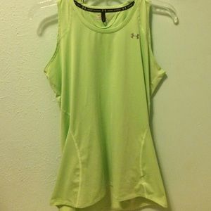 ✨Under armor workout tank✨