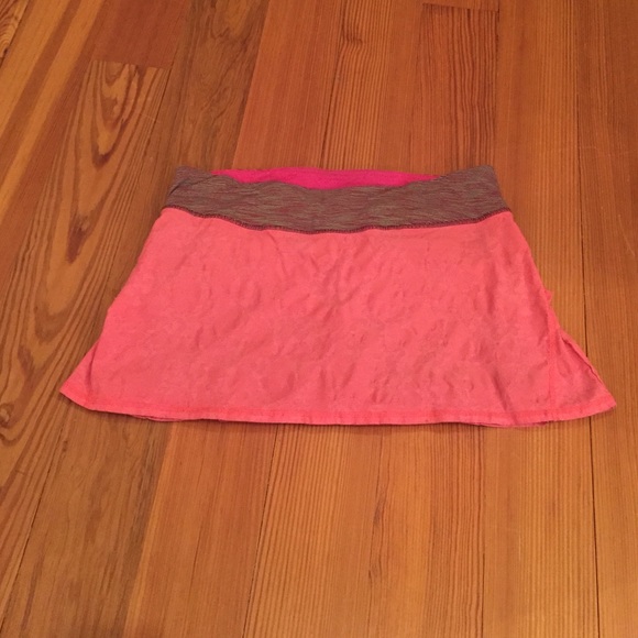 Lulu Lemon Pace Setter Skirt