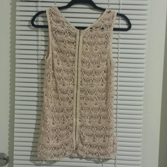 Crochet tank - Picture 2 of 2