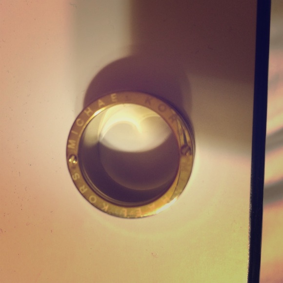 Michael Kors ring