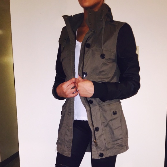 Garage Cargo Coat w. Leather Sleeves