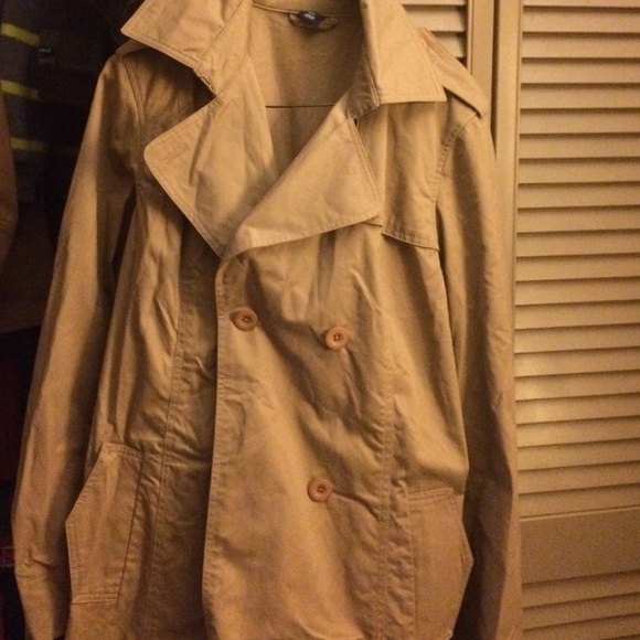 Sample 2007 gap trench coat - Picture 2 of 4