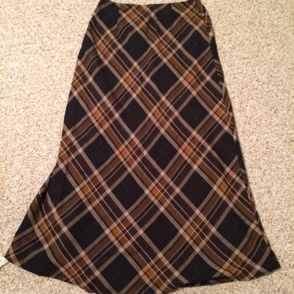 Grunge inspired plaid skirt