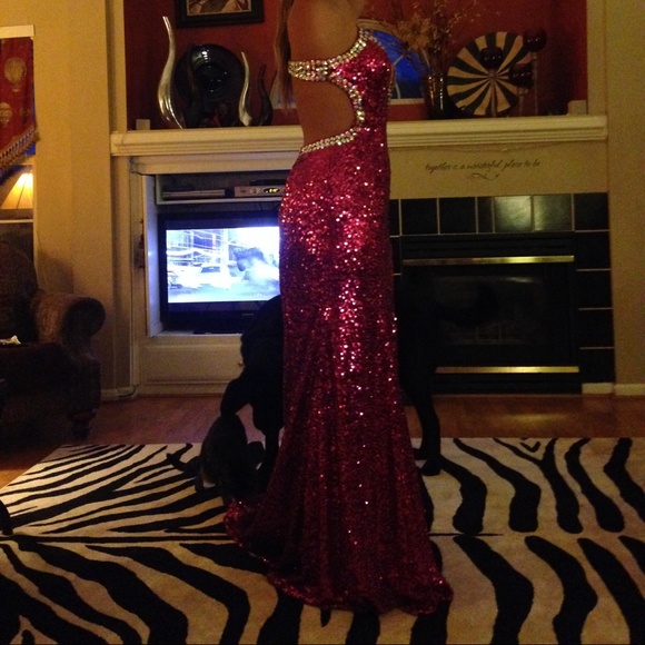 Prom dress - Picture 3 of 4