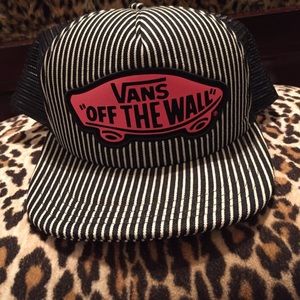 Vans snapback.