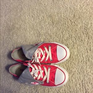 Pink converse